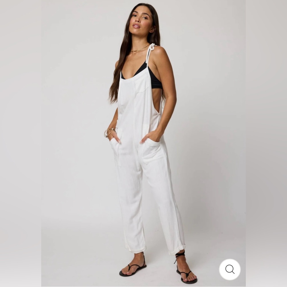 STILLWATER SOME BEACHY OVERALLS, WHITE, SMALL